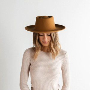 Gigi Pip Ginger Gambler in Cinnamon - Never Worn